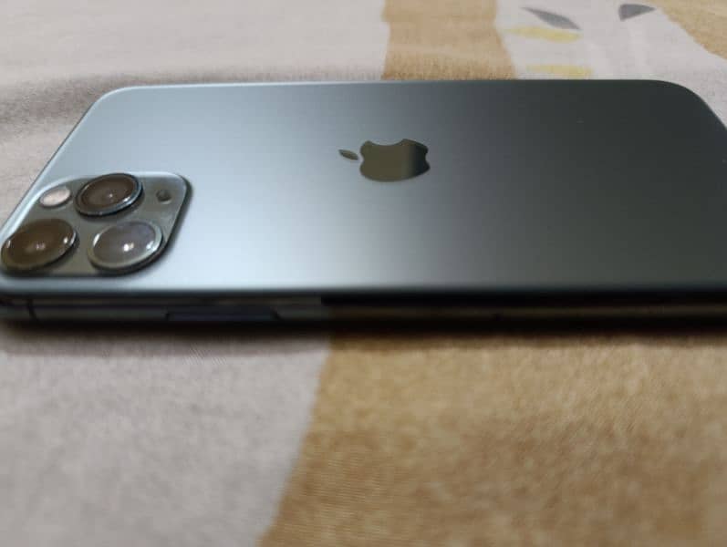 Iphone 11 pro 1