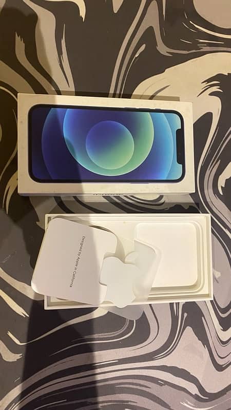 Apple iPhone 12 Blue 128gb Non-PTA 3 Month Sim Unused With Box & Cable 3