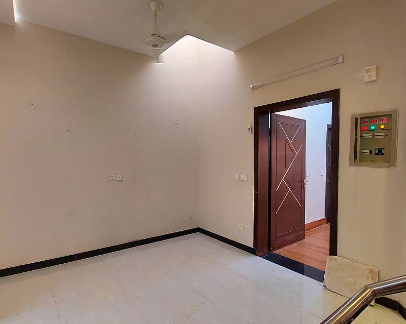 5 Marla House for Rent in Bahria Town Sector E 8