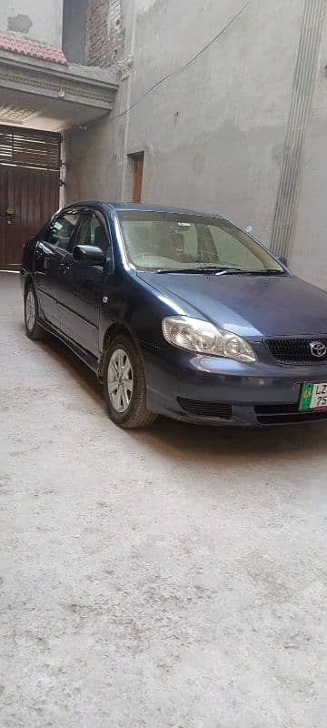 Toyota Corolla SE Saloon 2005 14