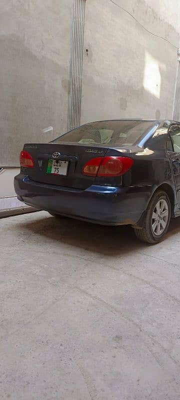 Toyota Corolla SE Saloon 2005 17