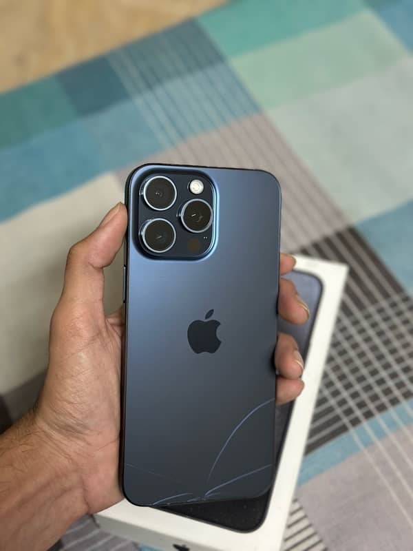 iphone 15 pro max 4