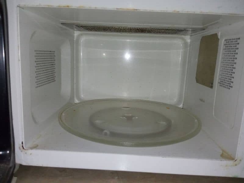 microwave 4