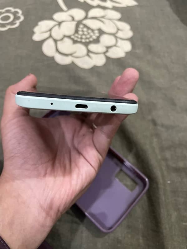 Redmi A1 Plus 4