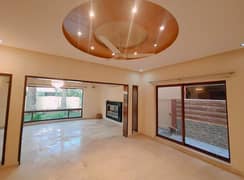 1 Kanal House Available For Rent In DHA Lahore Phase 4 Near LGS 0