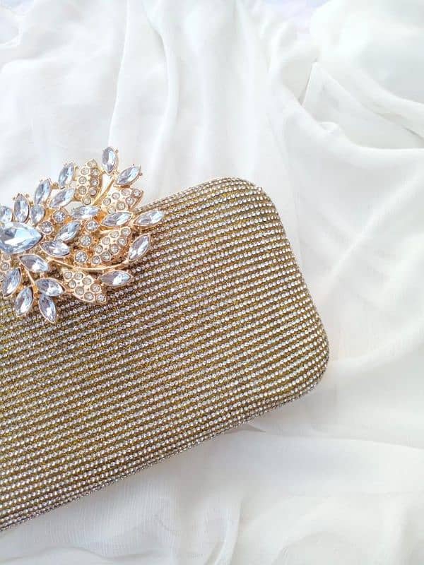 Bridal Metal Embellished Fancy Clutch 0