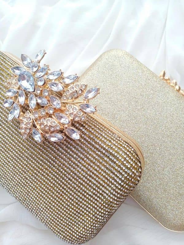 Bridal Metal Embellished Fancy Clutch 3