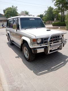 Mitsubishi Pajero 1991