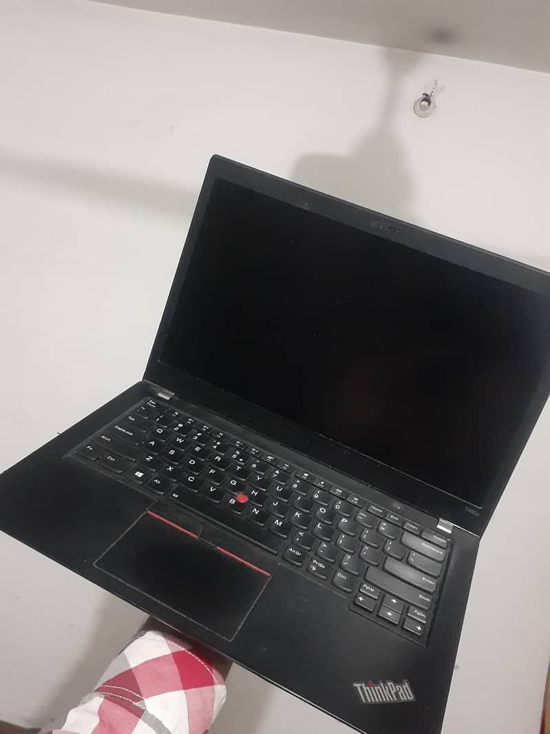 Lenovo t480s core i7 8th gen with sim slot 5