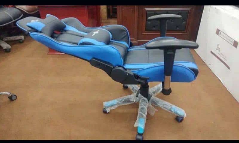 Gaming chairs, Office Chairs, Computer Chairs, Bar stool imprtd avlble 19