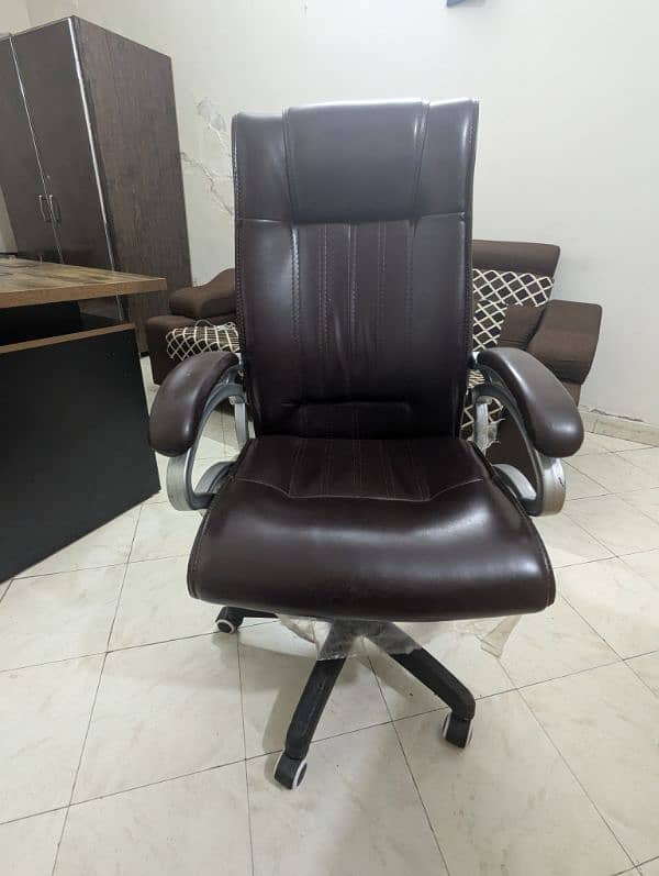 Executive chair 2