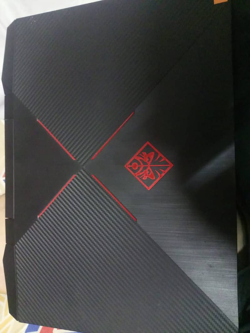 Hp omen 15 in new condition 2