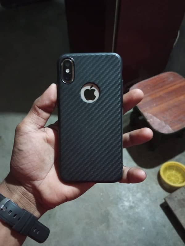 exchange possible any good phone iphone XS official pta 6