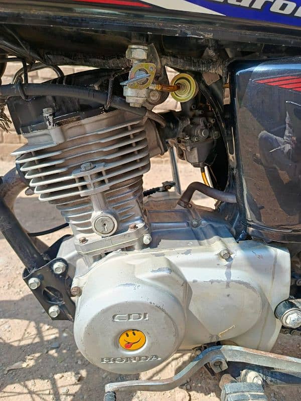 Honda CG 125. Peshawar registered 6