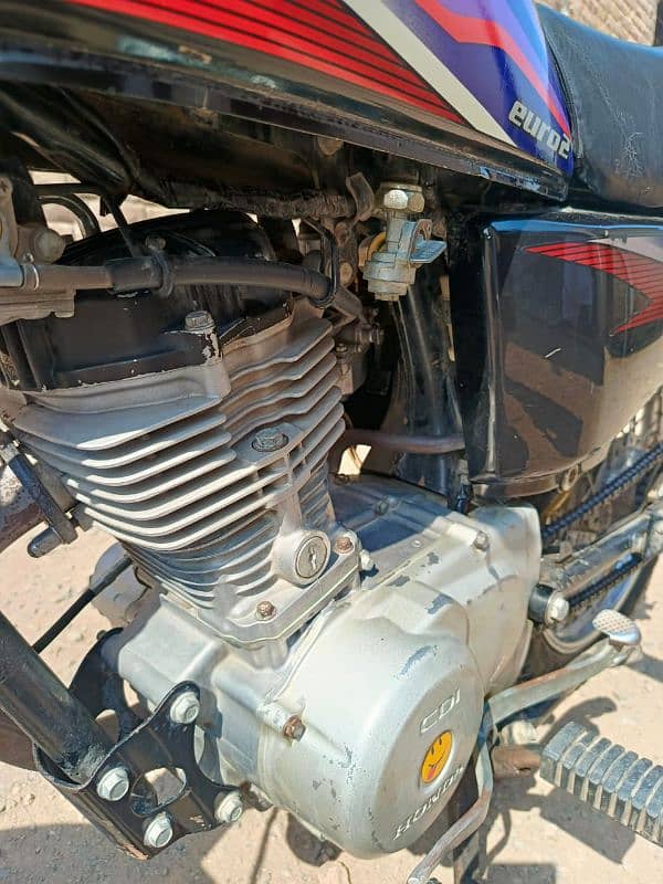 Honda CG 125. Peshawar registered 7