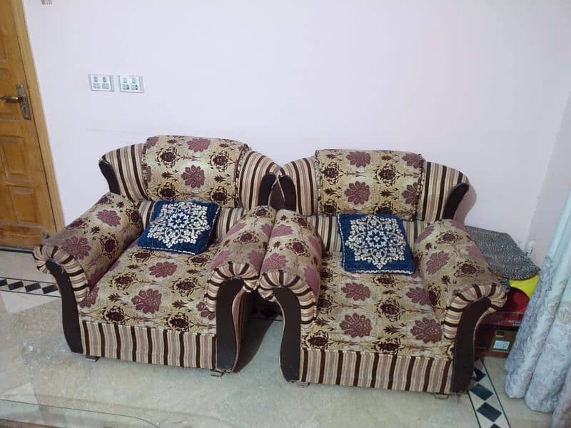 7 Seater sofa set for sale 4