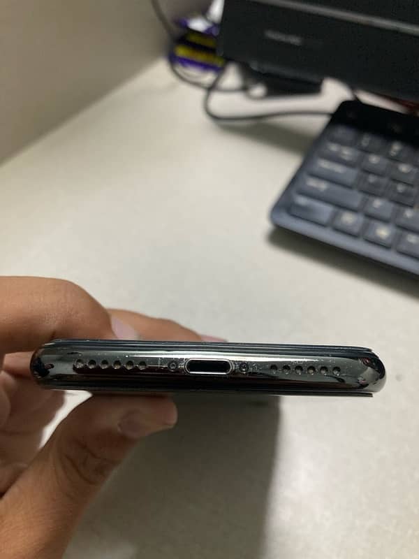 Apple iphone X black 4