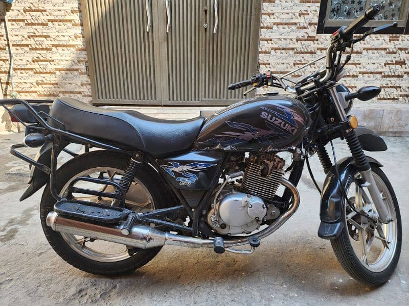 Suzuki GS 150 SE – 2022 Model | Lahore Registered | Reliable Ride 1