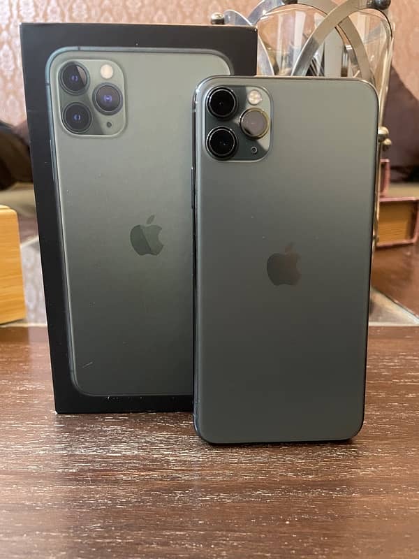 IPHONE 11 PRO MAX 10/10 condition PTA approved 2