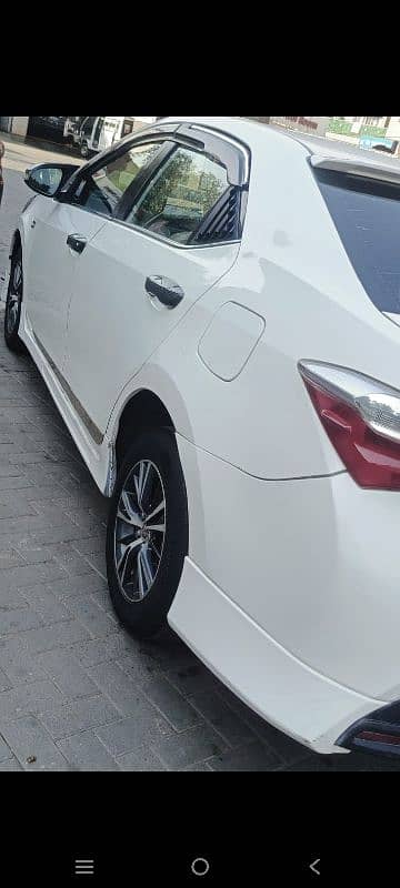 Toyota Altis Grande 2017 4