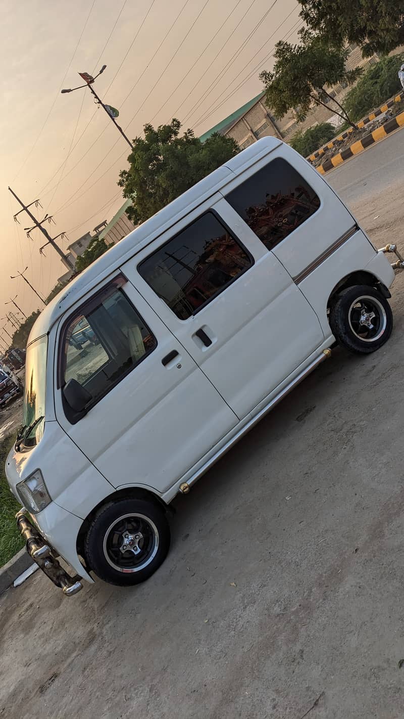 Daihatsu Hijet 2012 3