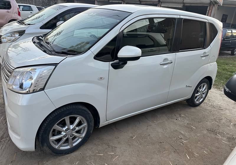 Daihatsu Move 2019 3