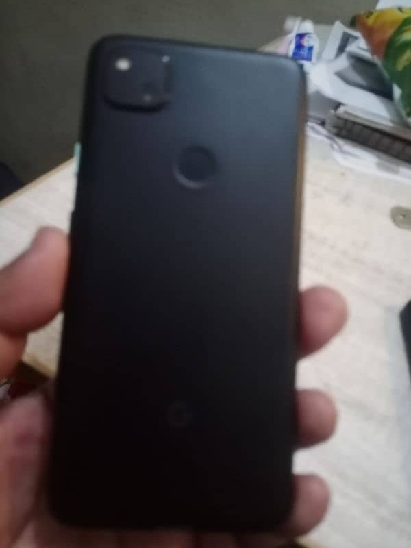 Google pixel 4a 3