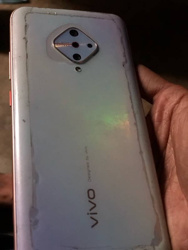 Vivo s1pro 8gb 128 all ok only phone 2