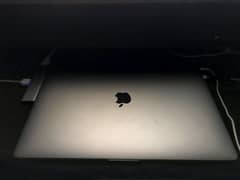 MacBook pro 2015 i7/16gb/256