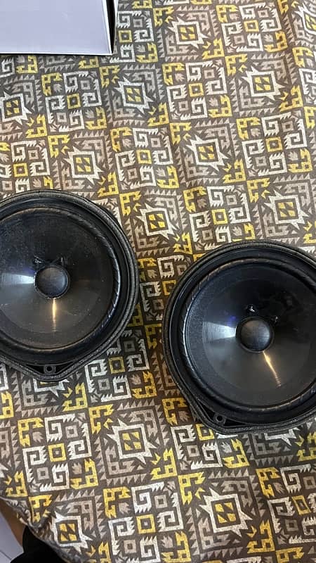 Honda Civic 2020 Original speakers 1