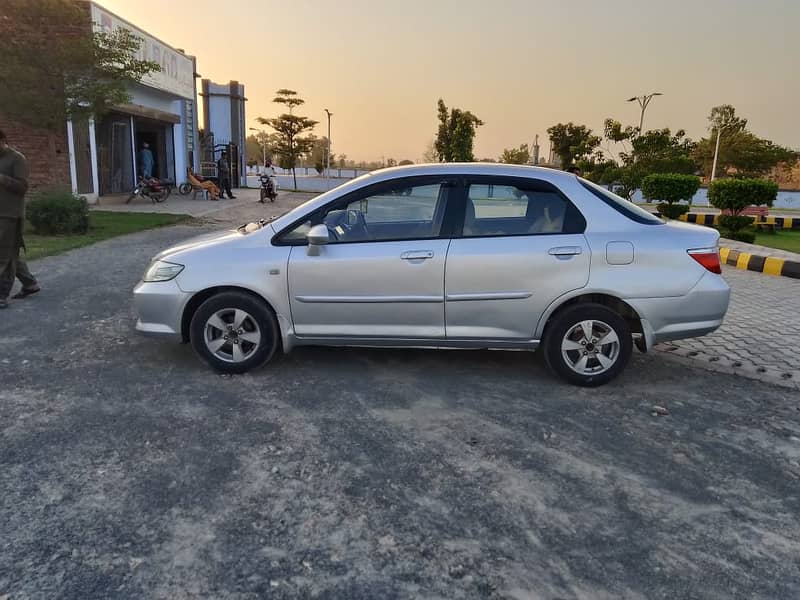 Honda city 2006 model 2