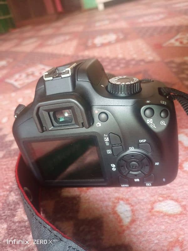 DSLR for sale canon 4000D with box 2