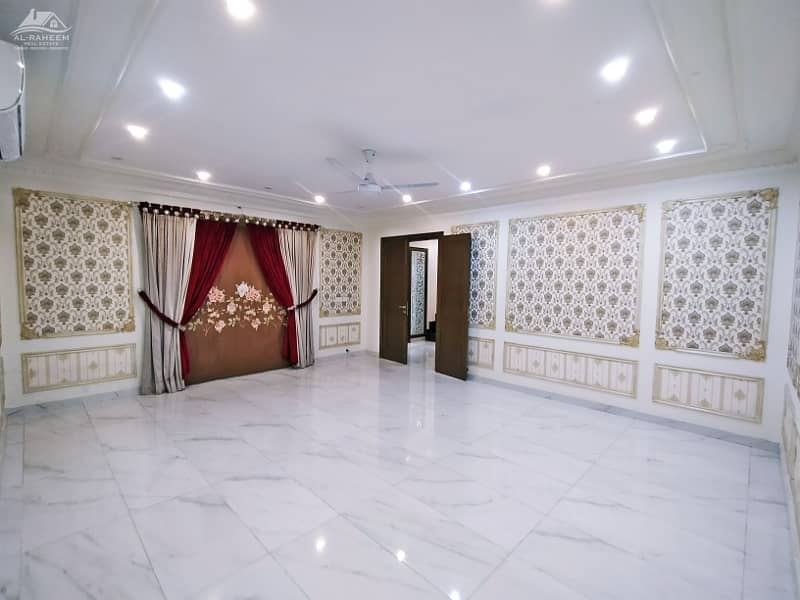 1 Kanal Modern Design Top Notched Prime Location House For Rent 22