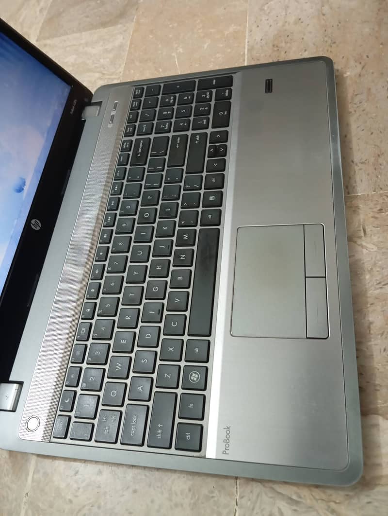 Hp ProBook 4540s,i5  (3rd generation) 9