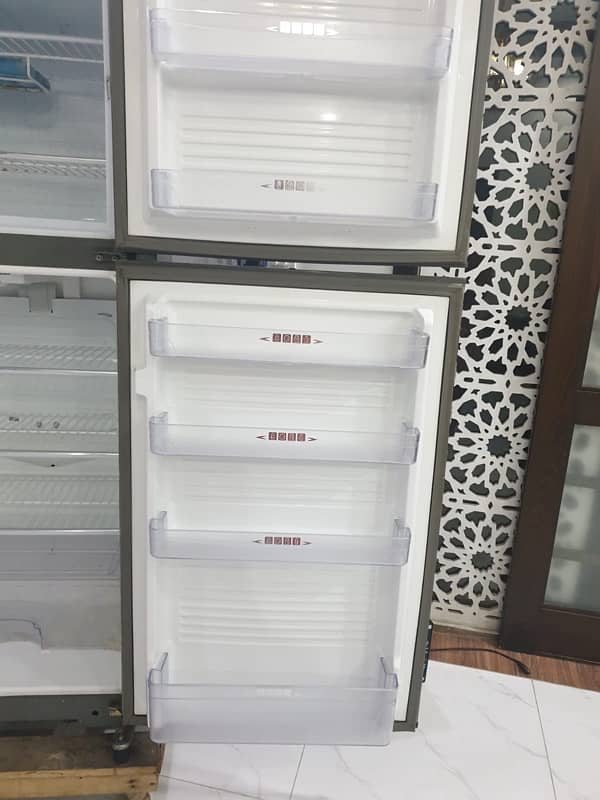 Dawlence Refrigerator big size for Sale 3