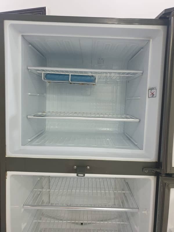 Dawlence Refrigerator big size for Sale 7