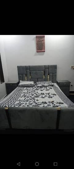 Bed with side table and dressing 0