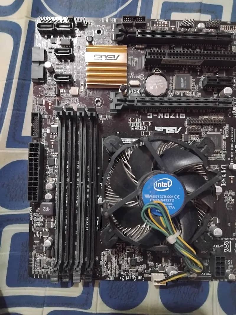 I7 7th generation with Motherboard Q170m-C 0