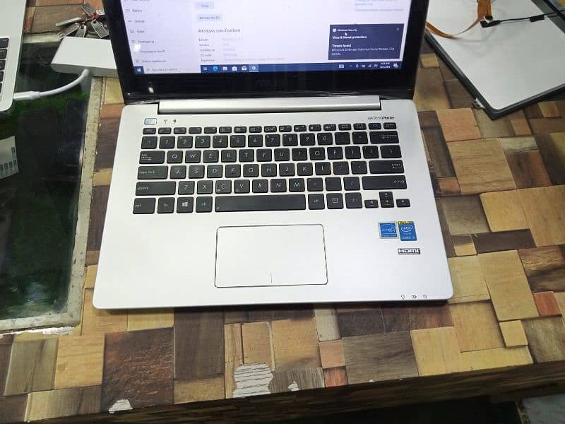 asus vivobook touch led 1