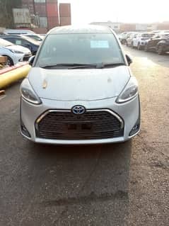 Toyota Sienta 2020