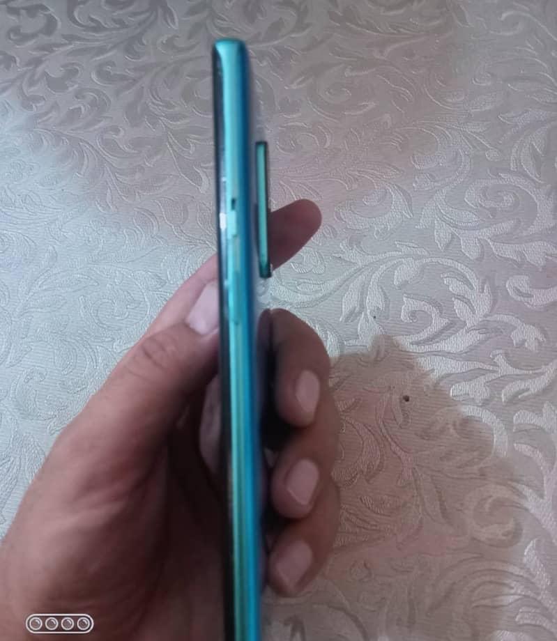 One Plus 8 Pro (very attractive price) 4