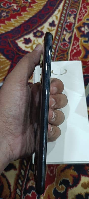 OPPO F11 3