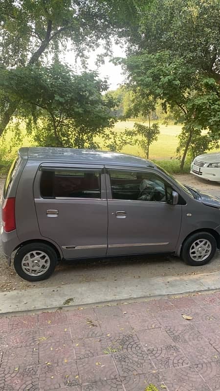 Suzuki Wagon R 2019 1