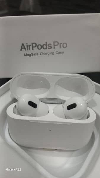 Airpods Pro 4