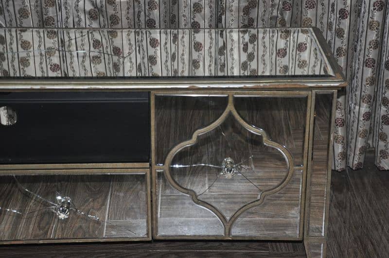 TV Cabinet (Read Ad Description) 3