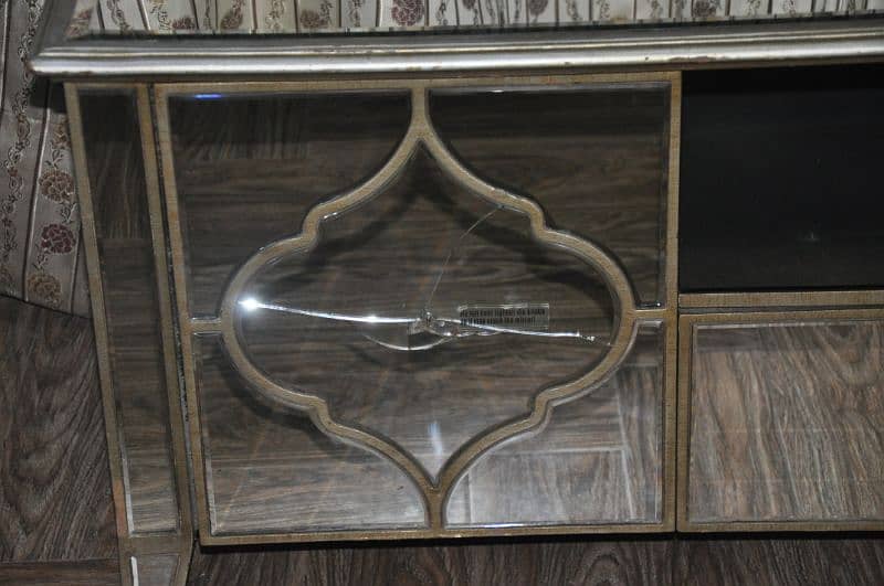 TV Cabinet (Read Ad Description) 8