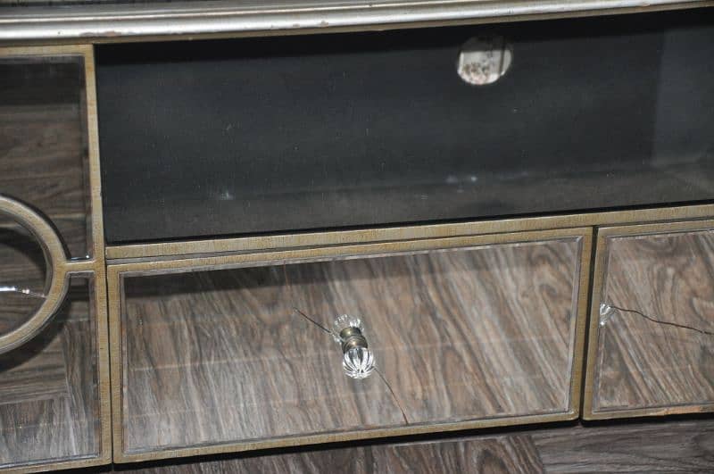 TV Cabinet (Read Ad Description) 11