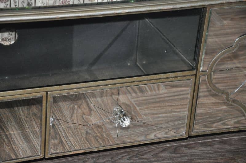 TV Cabinet (Read Ad Description) 16