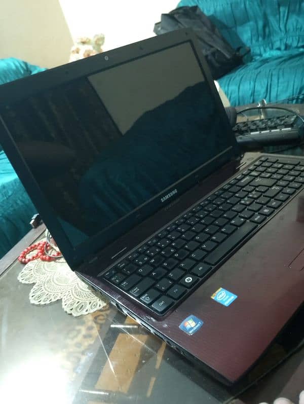 laptop samsung core i3 2nd generation 3