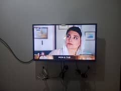 Haier 32 inch LED TV 0